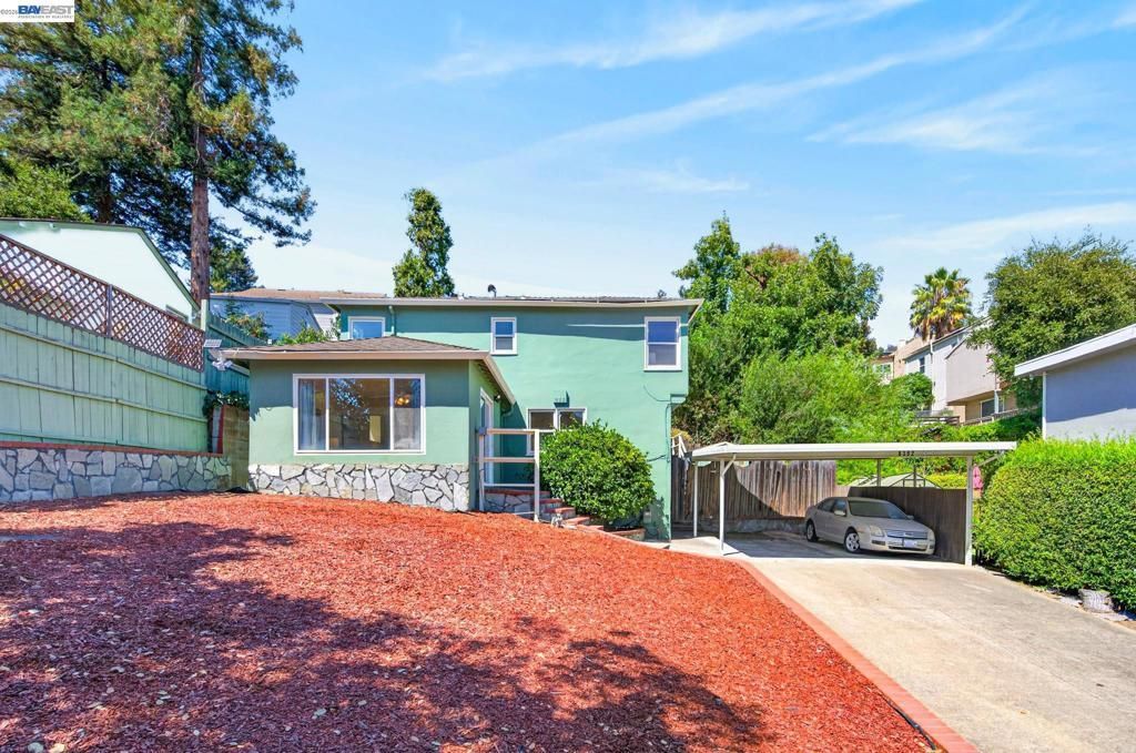 8382 Golf Links Rd, Oakland