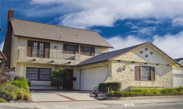 8372 Snowbird Dr., Huntington Beach