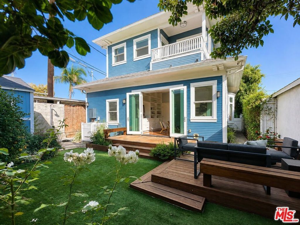 713 Bay Street, Santa Monica
