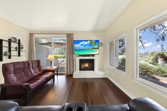 16130 Avenida Venusto # 24, San Diego