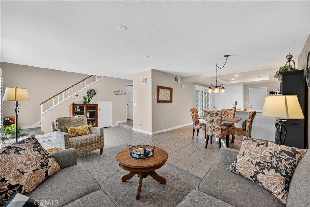 5037 E Almond Avenue # 5, Orange