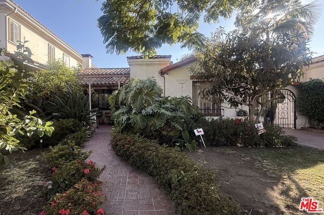 2367 Malcolm Avenue, Los Angeles