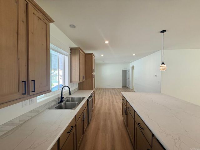 1750 W Citracado Pkw # 20, Escondido