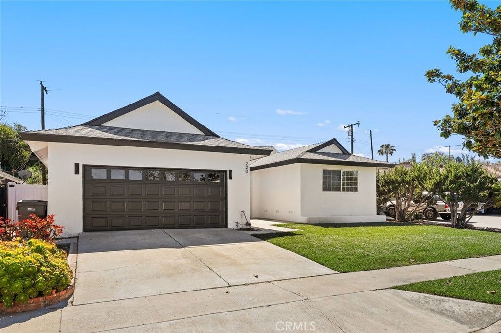 220 Gwynwood Avenue, La Habra