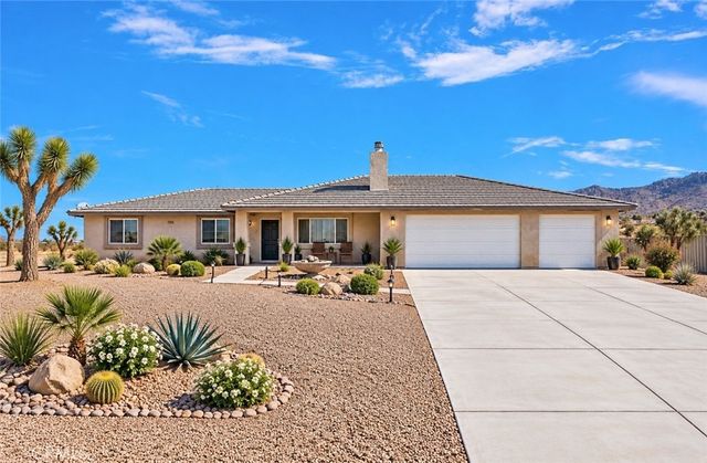 23520 Pala, Apple Valley