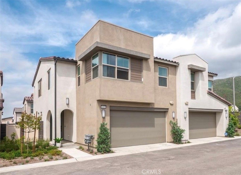16020 Sunny Court, Fontana