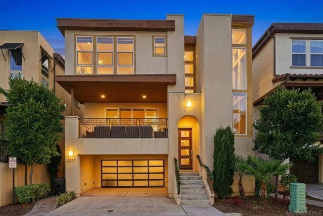 8337 Summit Way, San Diego