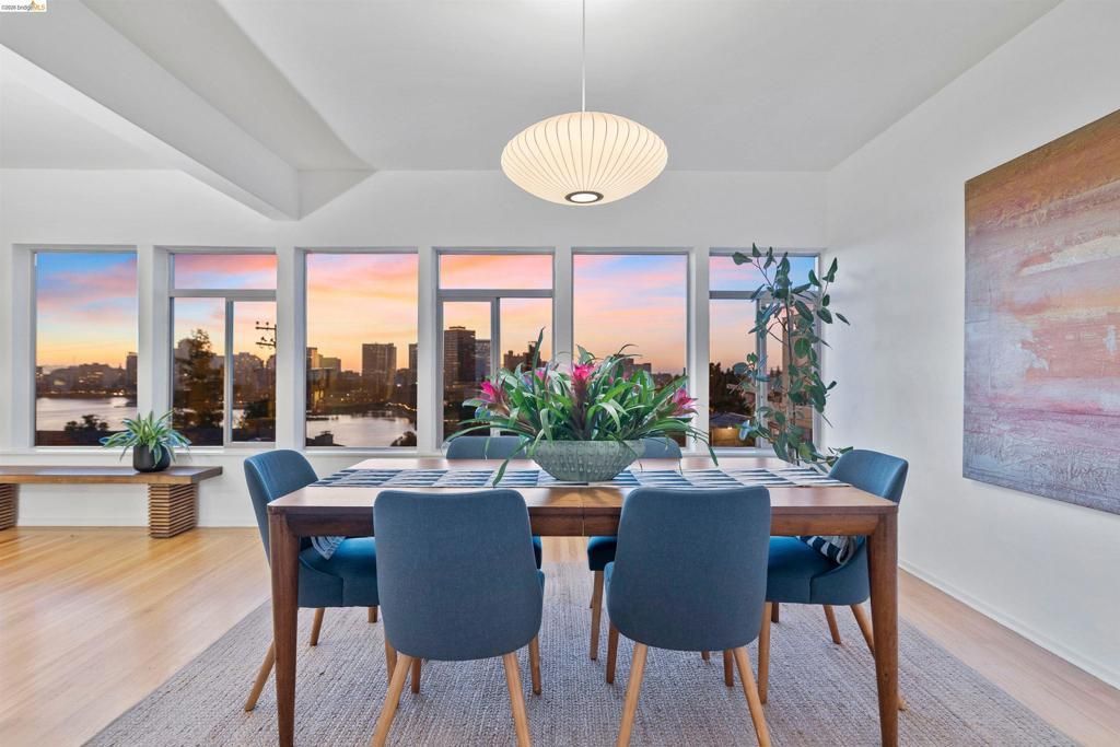 474 Merritt Ave # 7, Oakland