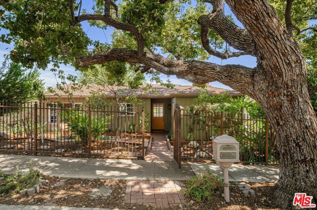 3806 San Rafael Avenue, Los Angeles