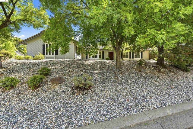 1734 Canberra Pl, El Dorado Hills