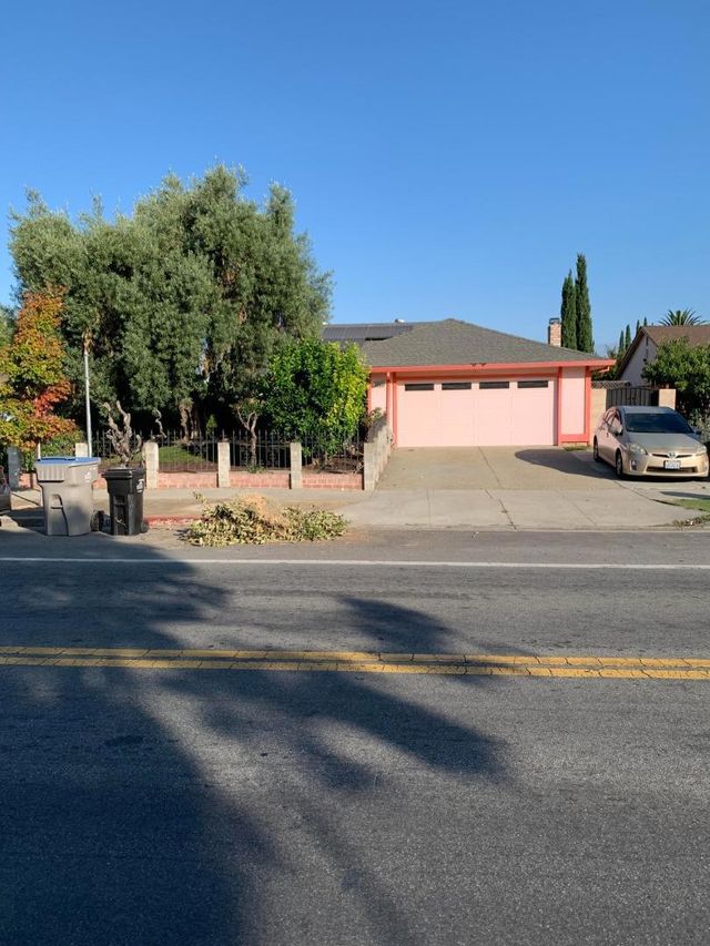 1045 E Taylor Street, San Jose
