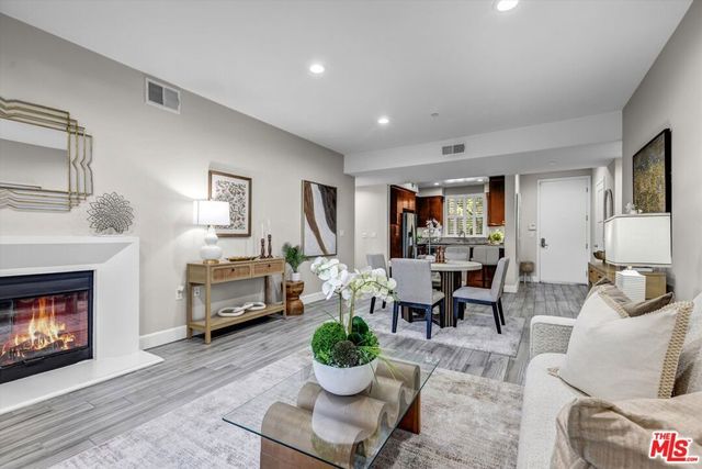 14412 Killion Street # 110, Sherman Oaks