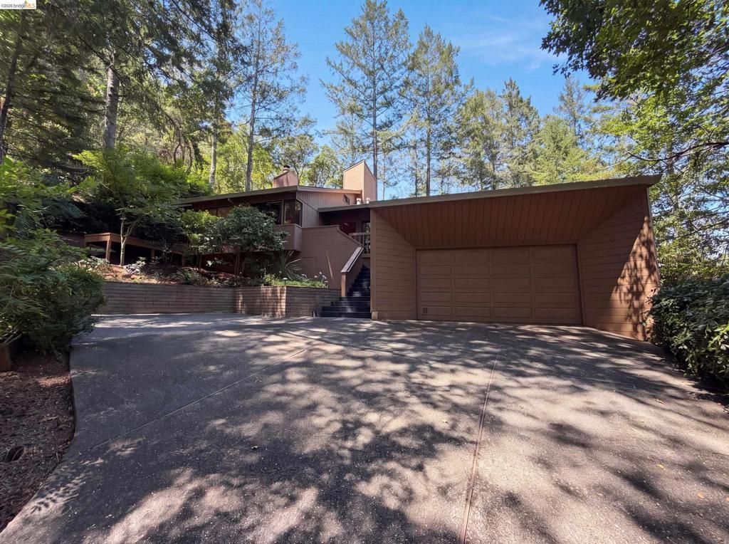815 Wild Oak Dr, Santa Rosa