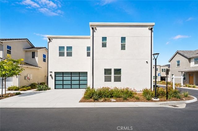 27014 Goldfields Court, Valencia
