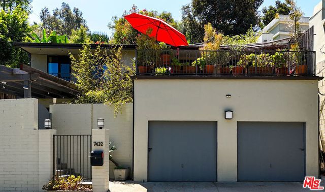 7432 Woodrow Wilson Drive, Los Angeles