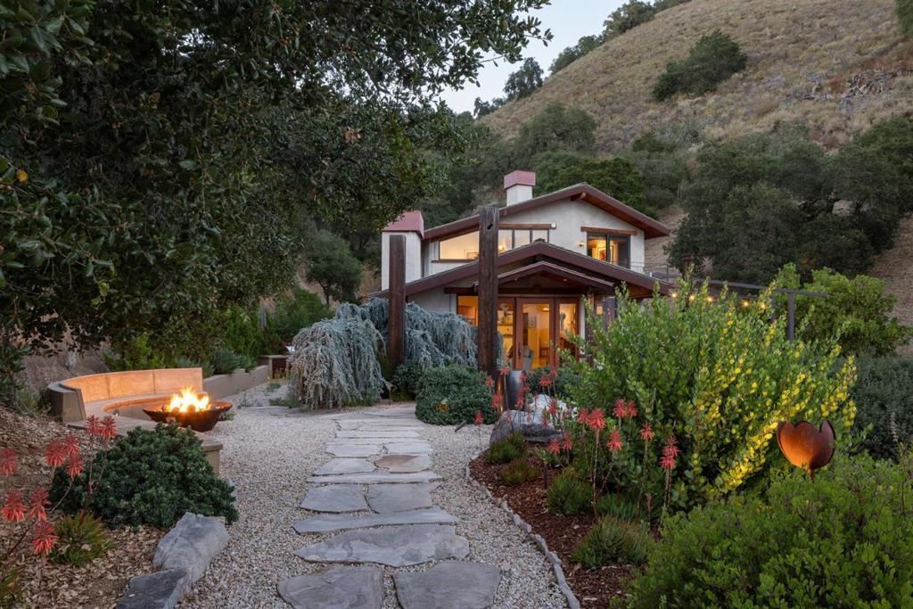 407 El Caminito Road, Carmel Valley