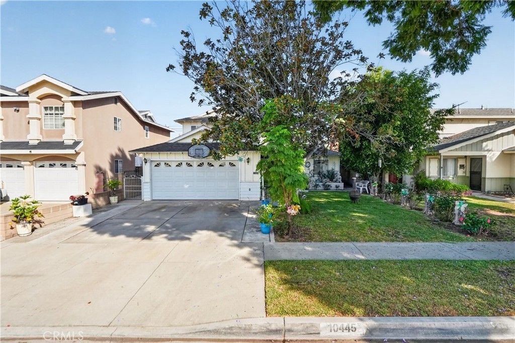 10445 Valley View Avenue, Whittier
