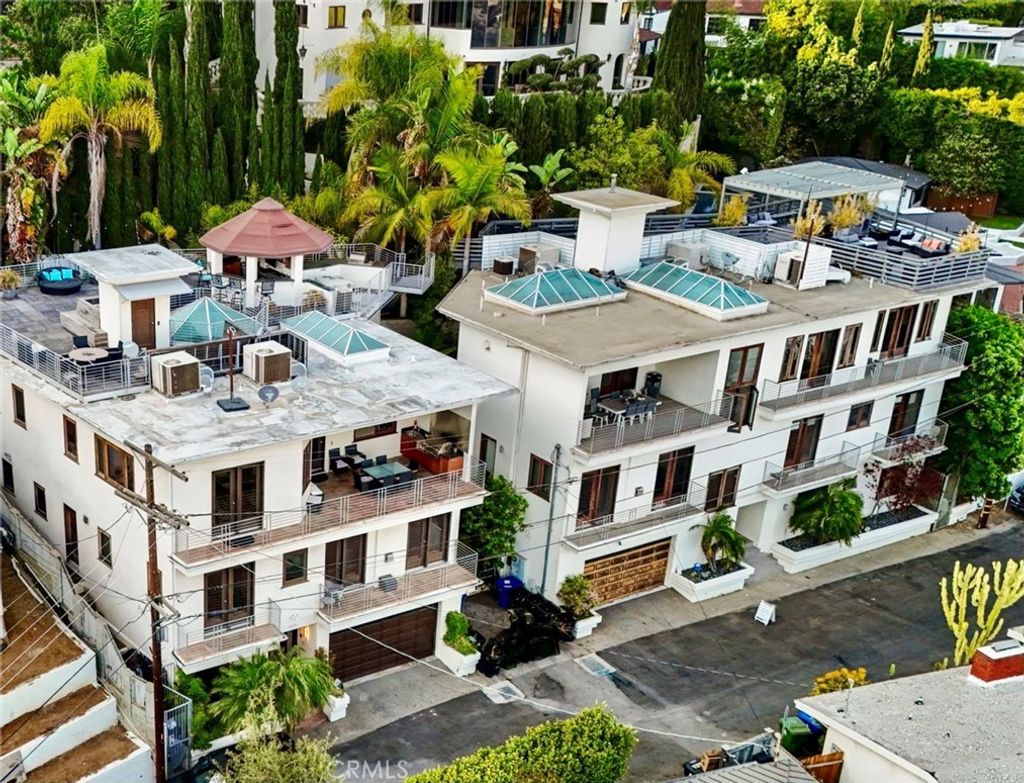 8827 Evanview, Los Angeles