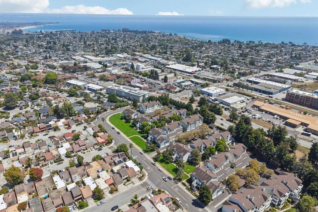 41 Grandview Street # 907, Santa Cruz