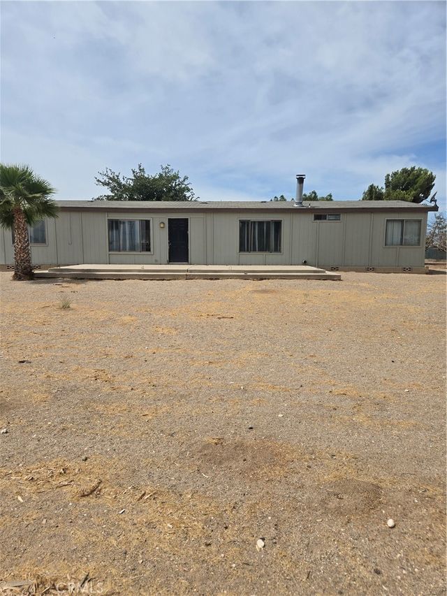 11131 Sycamore Street, Victorville