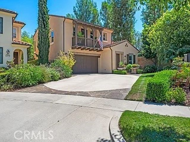 46 Pawprint, Irvine
