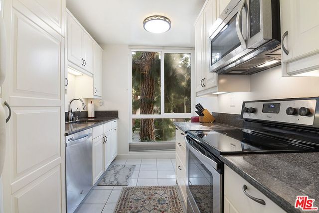 5625 Windsor Way # 107, Culver City