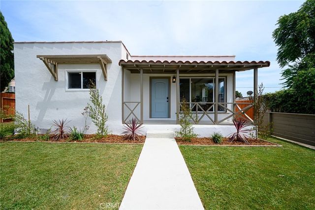 12126 Ainsworth St, Los Angeles