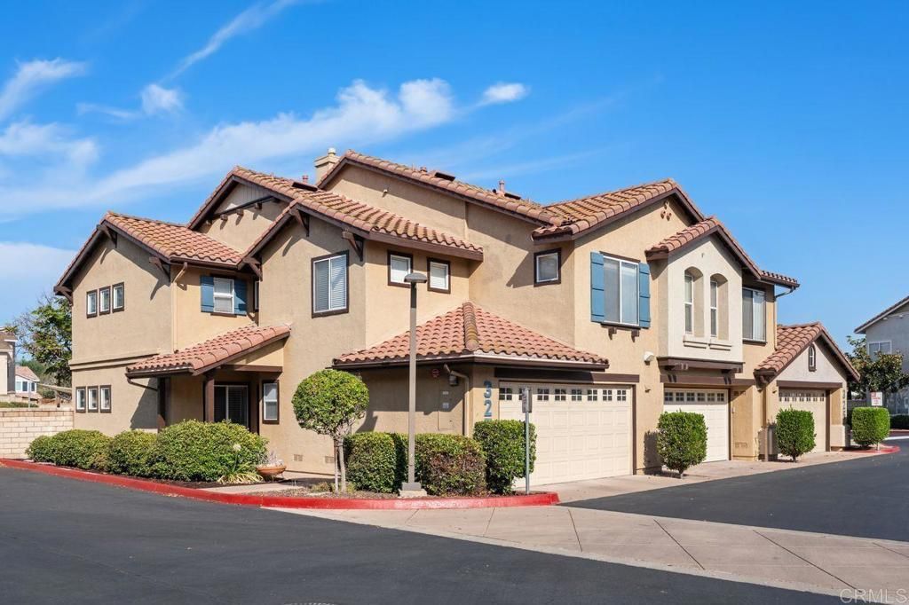 325 Whispering Willow Drive # C, Santee