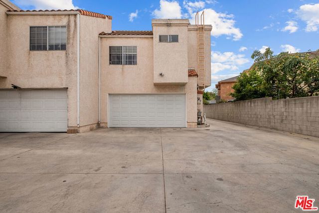 14422 Terra Bella Street # A, Los Angeles