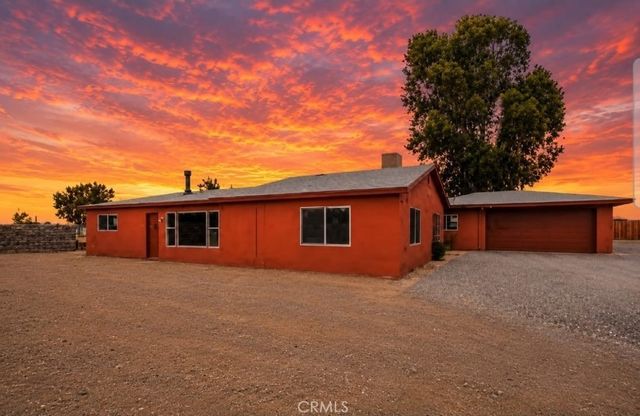 40458 12th Street W, Palmdale