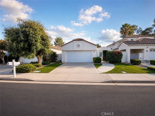 28446 Champions, Menifee