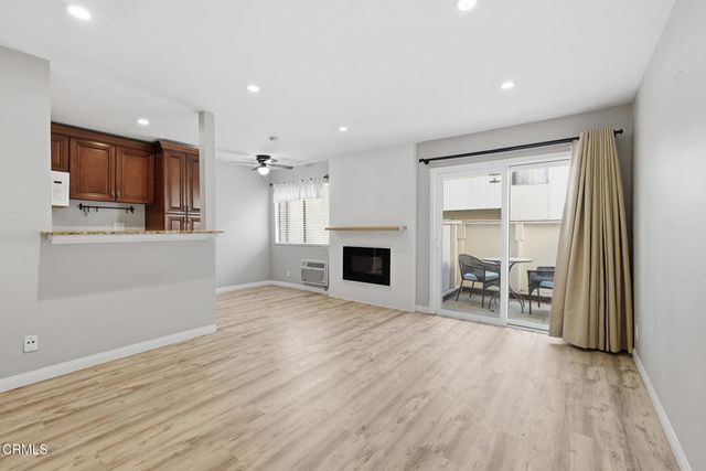 28947 E Thousand Oaks # 121, Agoura Hills