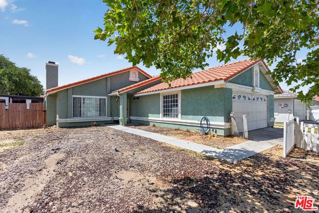1718 Polo Court, Lancaster