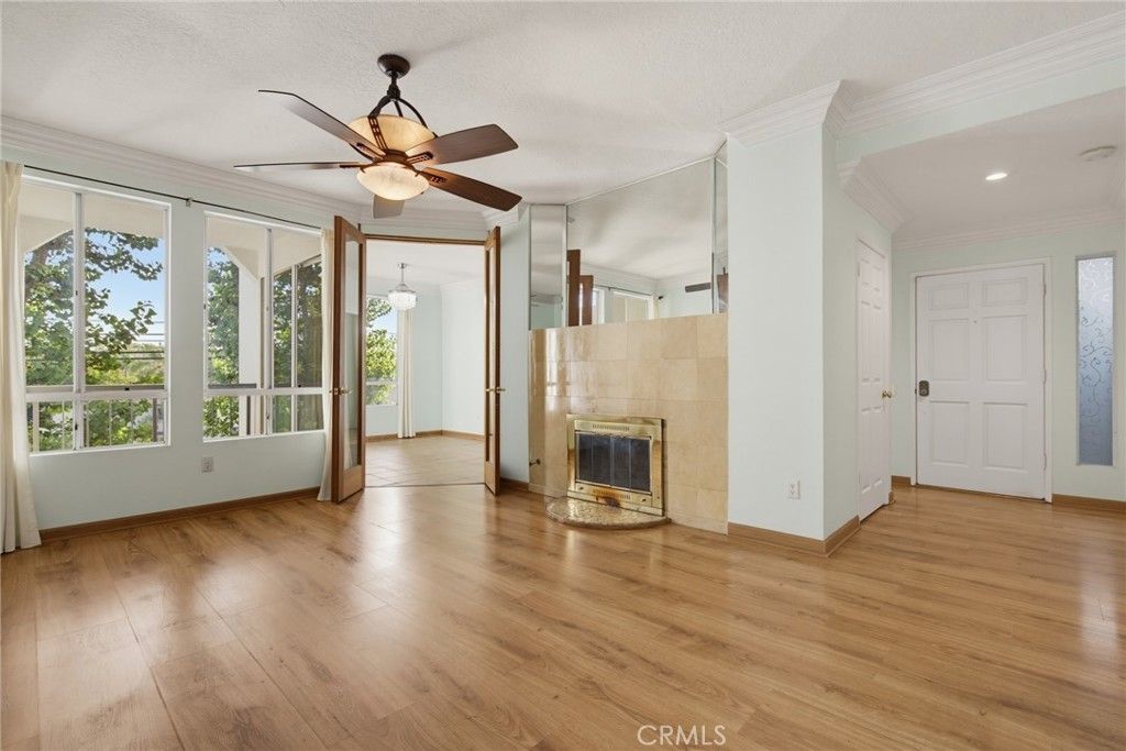 4623 E 4th # 6, Long Beach