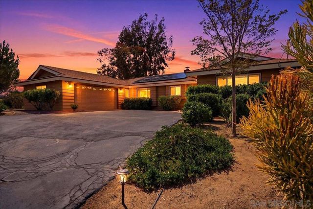 3195 Purer Rd, Escondido