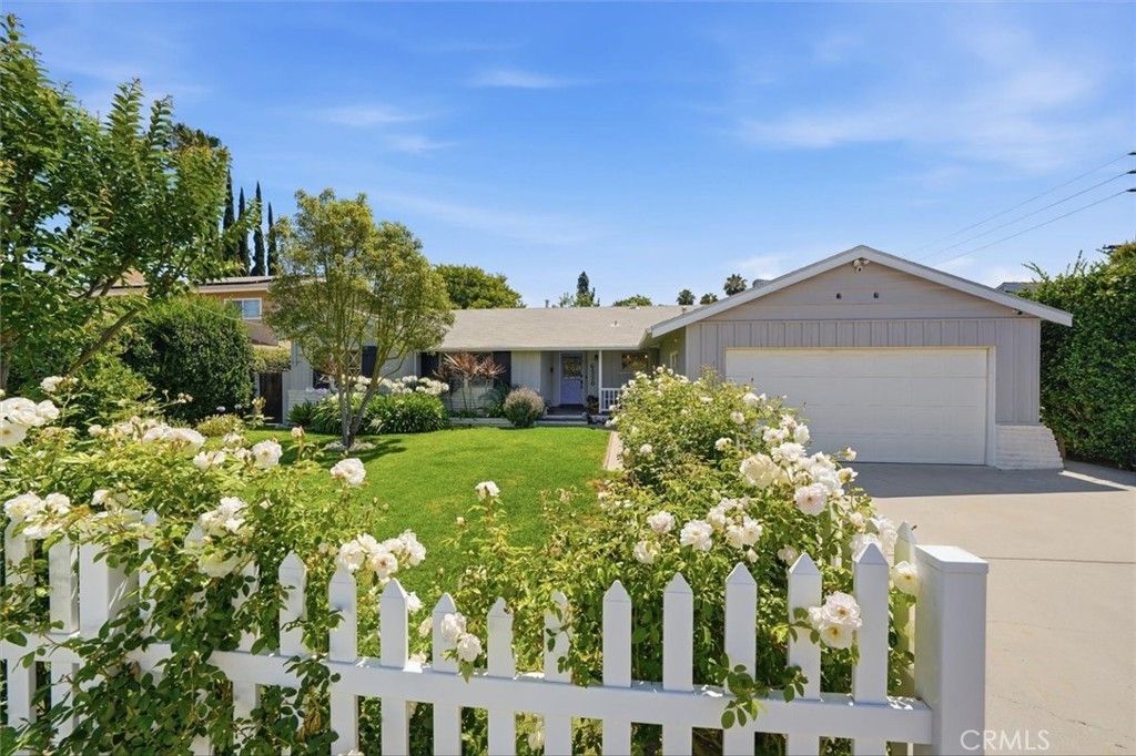 6530 Gaviota Avenue, Lake Balboa
