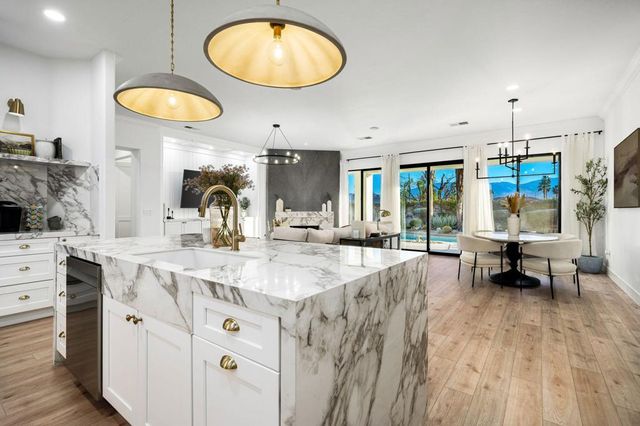 33 Calle La Reina, Rancho Mirage