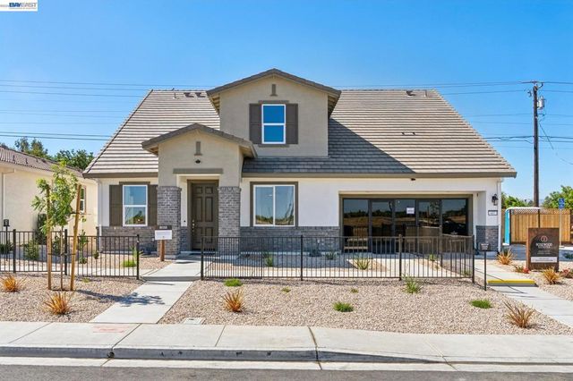 658 West Cliff St, Oakley