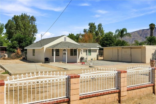 330 S Wateka, San Jacinto