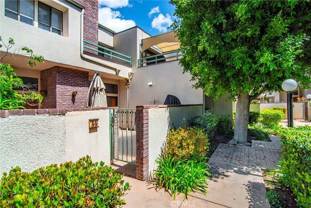 18739 Hatteras Street # 55, Tarzana