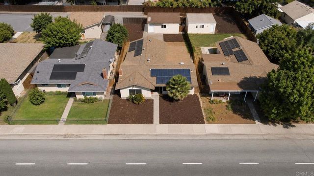 1682 E Washington Avenue, Escondido