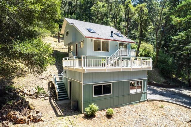 1060 Redwood Drive, Aptos