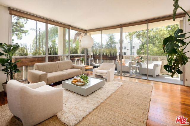 4455 Los Feliz Boulevard # 207, Los Angeles