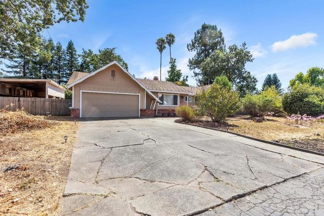 533 Hart Lane, Sebastopol