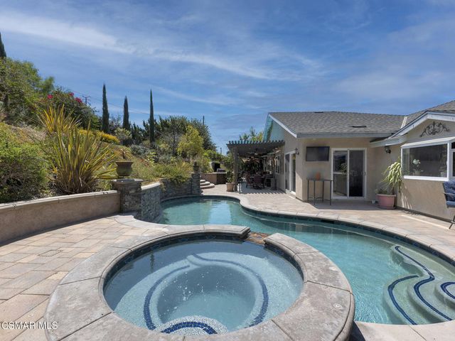 1450 Calle Avellano, Thousand Oaks