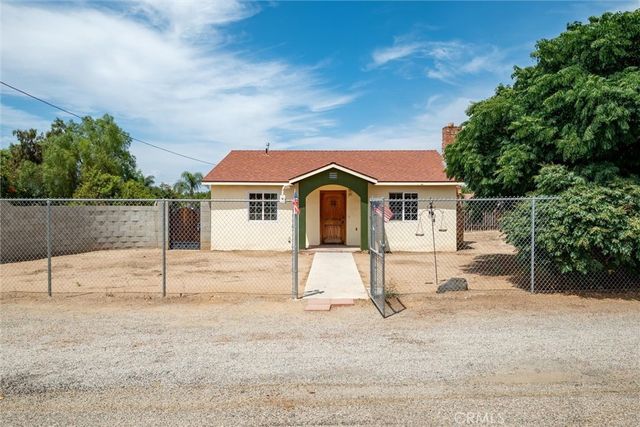 19482 Ray Ave, Riverside