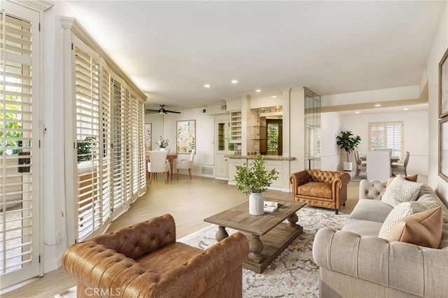 5216 Yarmouth Avenue # 105, Encino