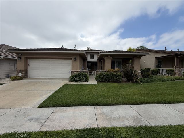 21578 Magnolia, Walnut