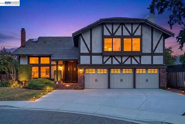 3356 Winter Wren Pl, Fremont