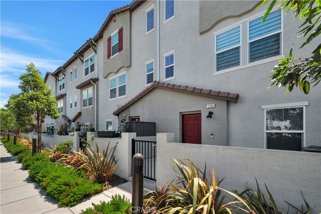 1285 Bonnet, Torrance
